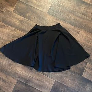 🔥🔥 (3/$20) 
SHEIN Large Black Skirt with Side Zipper